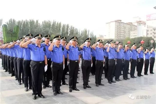 陜西城管換裝邁向現(xiàn)代化人性化新風(fēng)貌，城市管理新風(fēng)貌展望