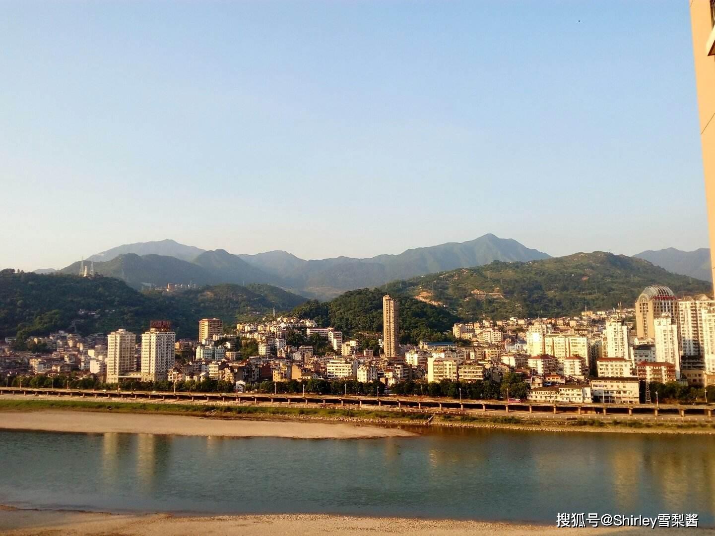 廣西德?？h城最新房?jī)r(jià)動(dòng)態(tài)及趨勢(shì)分析