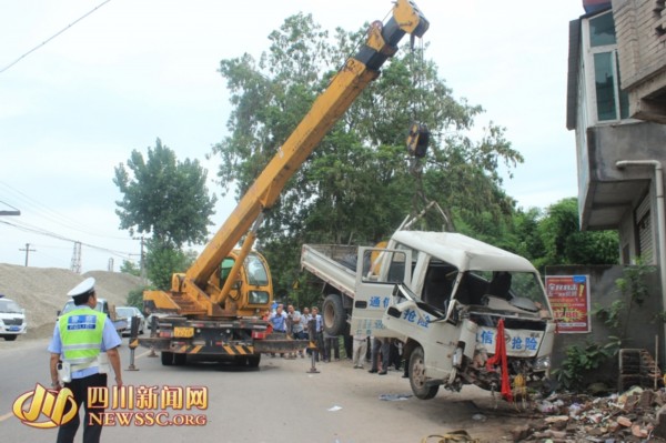 一肖一碼一中一特_湖南一貨車撞向路邊兒童致1死1傷,實際解析數(shù)據(jù)_Lite22.91.46
