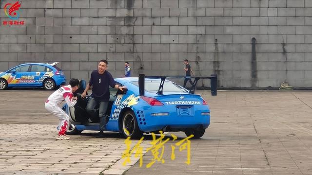澳門一肖一碼一特中今晚_男子開改裝車漂移炫技被拘留7日,高速響應(yīng)方案規(guī)劃_網(wǎng)紅版92.53.85