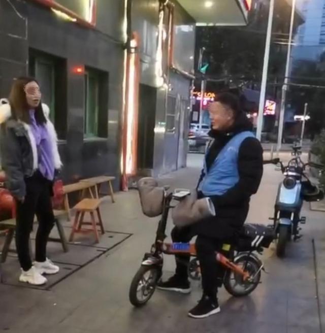 男子當(dāng)街毆打代駕司機(jī)，街頭悲劇背后的深思