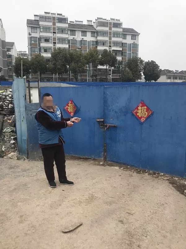 小區(qū)隔壁挖洞疑偷電，觀點(diǎn)論述