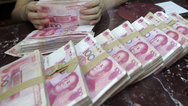景區(qū)拒收人民幣背后的意外邂逅，特色小店的驚喜與深思