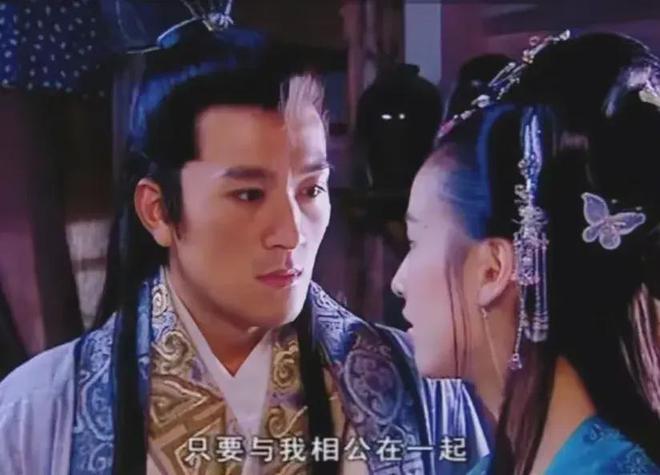 再見(jiàn)愛(ài)人導(dǎo)演辟謠黃圣依楊子劇本傳聞，強(qiáng)調(diào)變化、學(xué)習(xí)與自信的力量