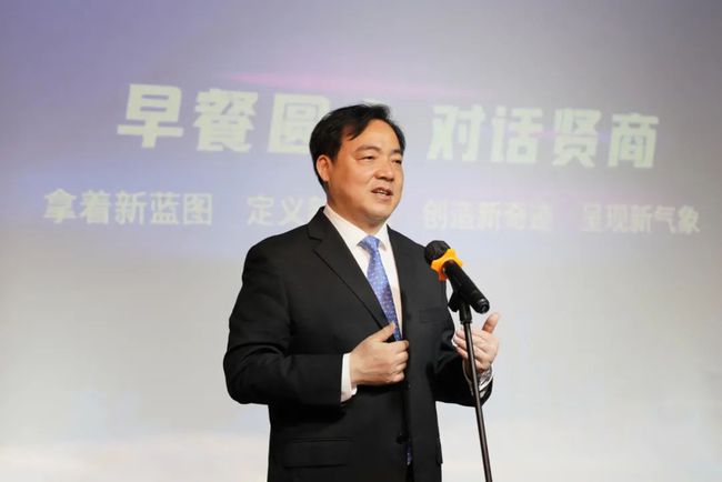馬蔚華最新動態(tài)，與自然和諧共舞，探尋內(nèi)心平靜的旅程
