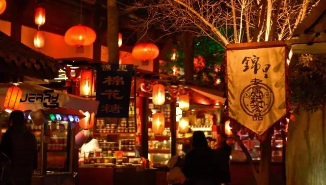 成都高中排名最新版揭秘與小巷特色小店探秘之旅！