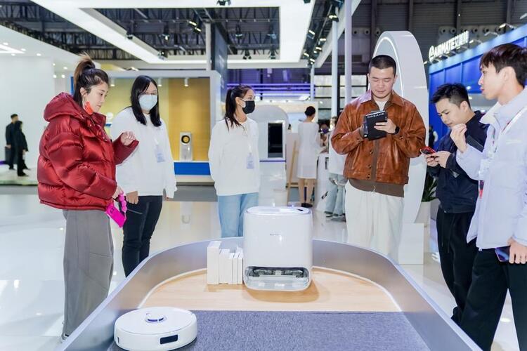 阿石創(chuàng)引領(lǐng)科技潮流，重塑未來生活體驗(yàn)新篇章