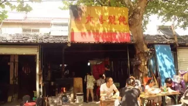 海南新政策下的獨特小巷風(fēng)情與美食秘境探索