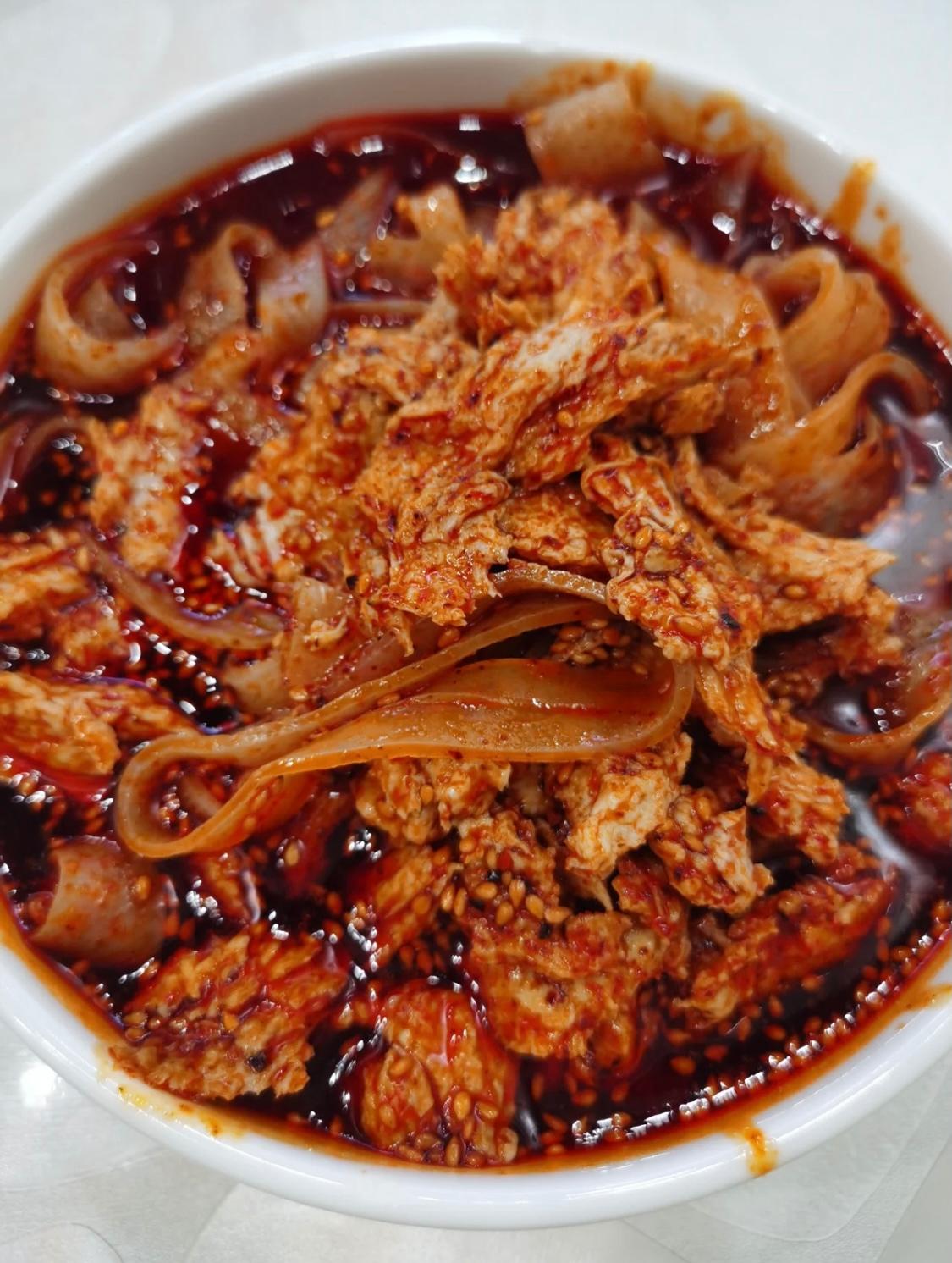 華為最新科技寶藏現(xiàn)身小巷深處