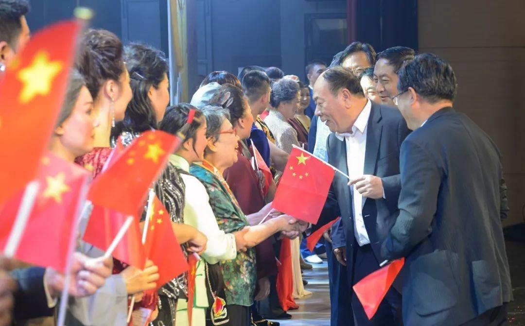 學(xué)習(xí)變化，自信成就夢想，最新任你日視頻全解析