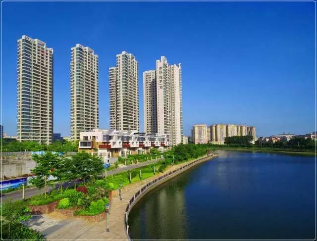 即墨東城名郡最新動(dòng)態(tài)，自然美景的心靈之旅啟幕！