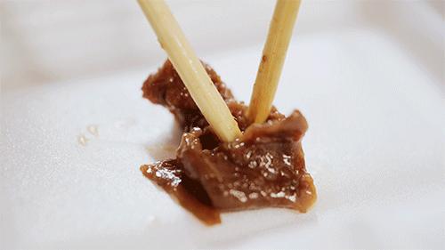 快樂(lè)大本營(yíng)最新一期精彩歌曲回顧，音樂(lè)與美食的雙重盛宴，小巷中的歡樂(lè)之夜