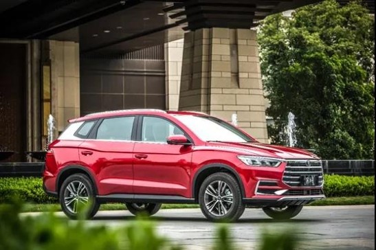 比亞迪SUV最新車型，科技重塑駕駛體驗，展現(xiàn)新一代駕駛魅力