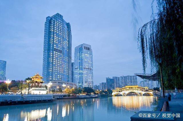 成都江南最新，城市與追夢(mèng)人的勵(lì)志之旅