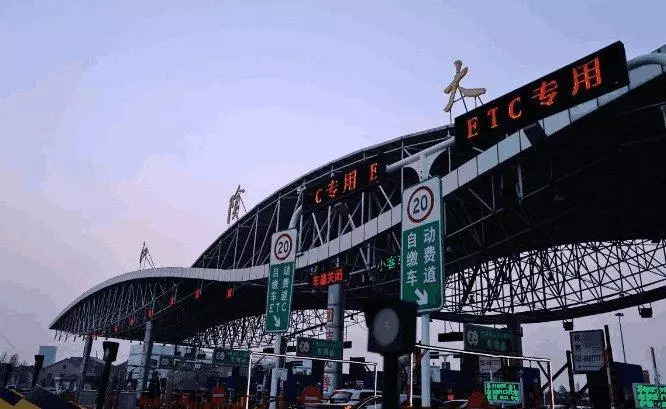 深圳大空港最新動(dòng)態(tài)與巷弄中的獨(dú)特小店魅力揭秘