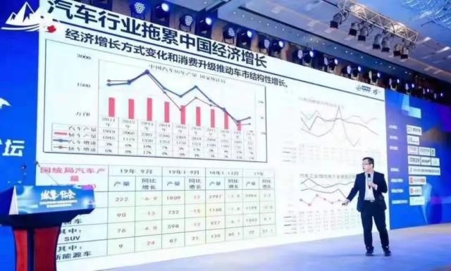 三亞最新客運司機招聘，行業(yè)現(xiàn)狀、正反觀點與個人立場解析