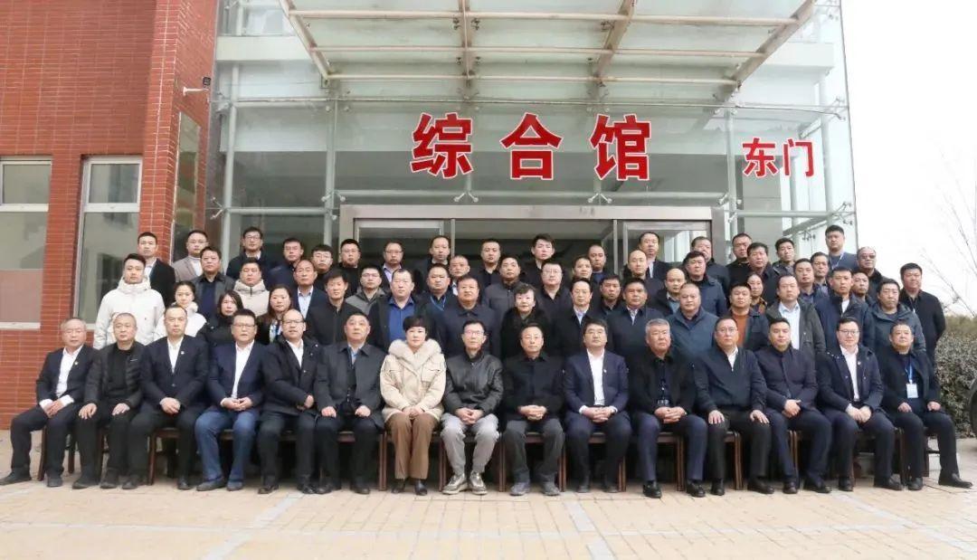 山東鹽業(yè)政策最新動(dòng)態(tài)，機(jī)遇與挑戰(zhàn)并存，自信引領(lǐng)未來(lái)發(fā)展