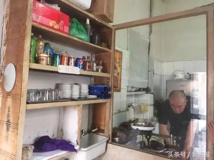 最新疫情人數(shù)背后的故事，小巷特色小店揭秘