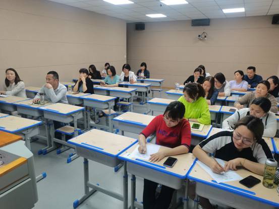 深圳最新停車場(chǎng)，變化中的城市與成長中的我們共同見證停車新紀(jì)元
