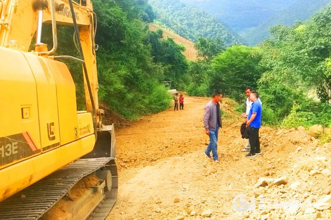 探索自然美景的旅行啟程，最新開工通知與內(nèi)心寧靜之旅的開啟
