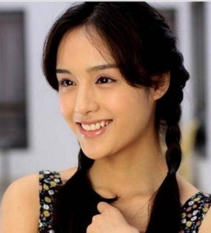 演員趙亞波，舞臺(tái)之外的生活點(diǎn)滴——日常的愛與歡笑