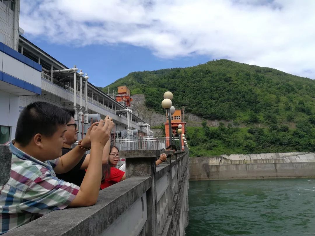 水電站行情，一場(chǎng)自然美景的探索之旅