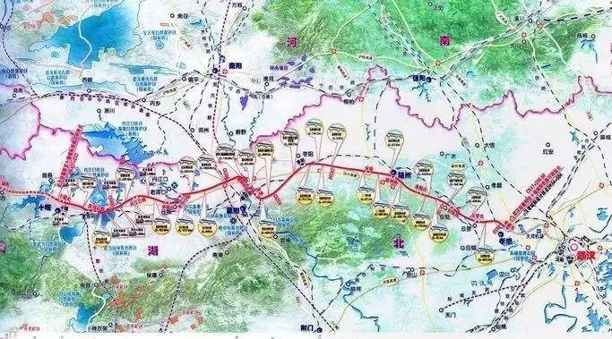 武漢高鐵最新規(guī)劃探尋，小巷中的高鐵未來與美食魅力揭秘
