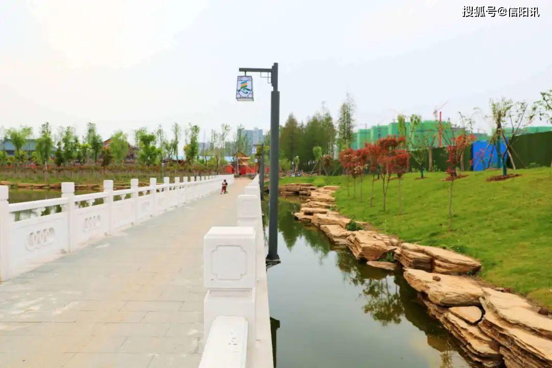 息縣龍湖公園煥發(fā)生機(jī)，綠色心臟的新篇章