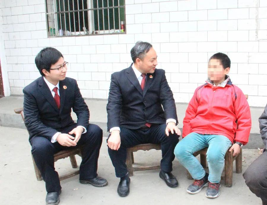 竹山新聞車禍事件最新報道與深度分析